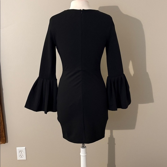 Lulu's Black Bell Sleeve Midi Dress - Picture 2 of 2